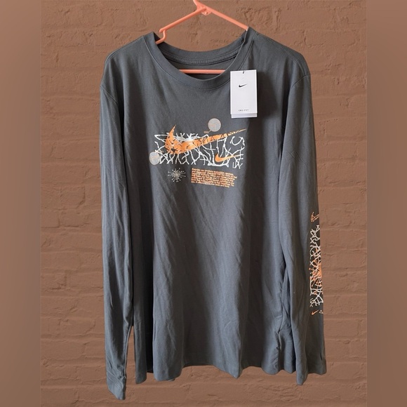 Nike Dri-FIT Wild Clash Men’s Size Medium Graphic Grey Long sleeve T-shirt NWT - Picture 5 of 11